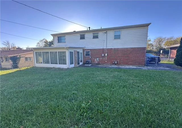 Photo 2 of Single family home for sale at 544 Liscum Dr, Dayton, OH 45417 | MLS# 971593 | Listing updated on 2026-10-20