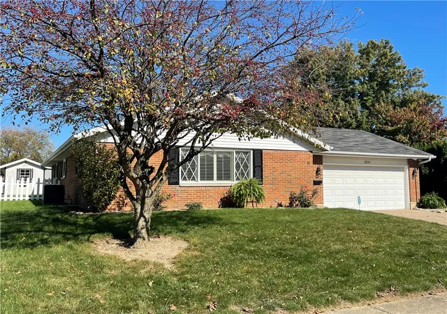 Photo 2 of Single family home for sale at 1814 Wilshire Dr, Piqua, OH 45356 | MLS# 971401 | Listing updated on 2026-10-27