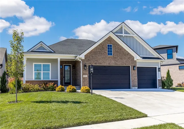 Photo 1 of Single family home for sale at 9351 Rochelle Ln, Dayton, OH 45458 | MLS# 969914 | Listing updated on 2026-10-21