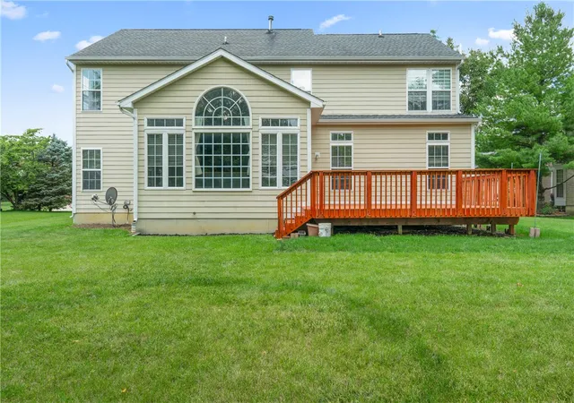 Photo 3 of Single family home for sale at 9120 Surrey Gate Pl, Dayton, OH 45458 | MLS# 971669 | Listing updated on 2026-10-22
