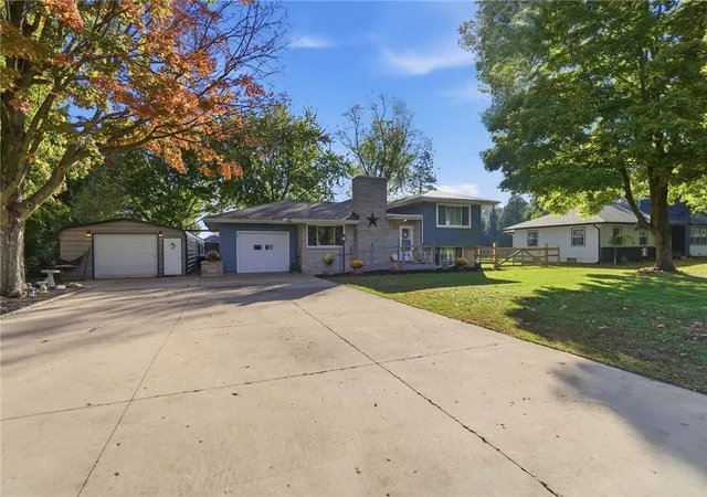 Photo 4 of Single family home for sale at 729 N Ohio St, Greenville, OH 45331 | MLS# 971666 | Listing updated on 2026-10-30
