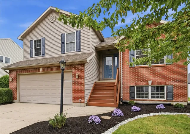 Photo 1 of Single family home for sale at 1089 Parkview Dr, Troy, OH 45373 | MLS# 971134 | Listing updated on 2026-10-22