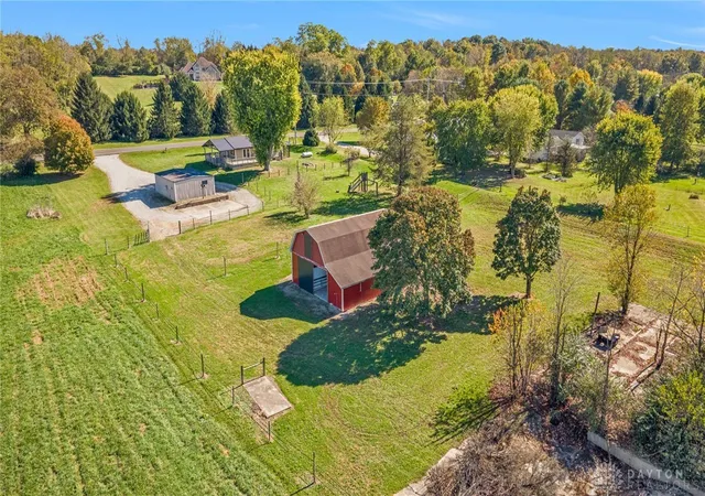 Photo 3 of Single family home for sale at 9173 Wilson Rd, Waynesville, OH 45068 | MLS# 971590 | Listing updated on 2026-10-28