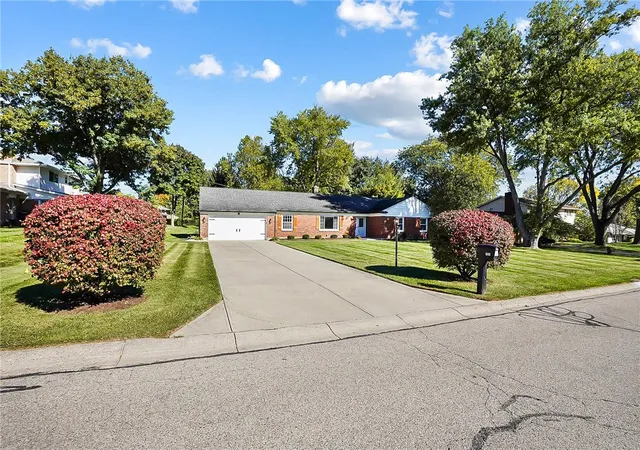 Photo 3 of Single family home for sale at 707 Kings Row Ave, Dayton, OH 45429 | MLS# 971640 | Listing updated on 2026-10-22