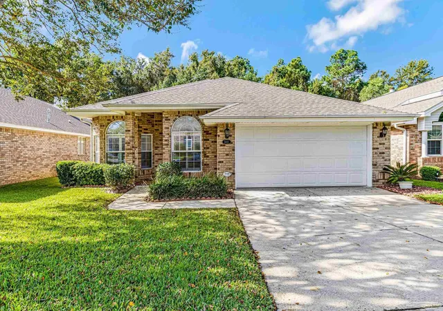 Photo 2 of Single family home for sale at 5421 Dynasty Dr, Pensacola, FL 32504 | MLS# 688821 | Listing updated on 2026-10-19