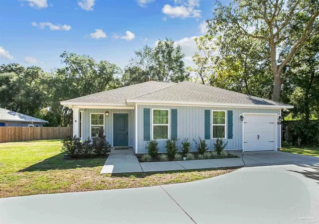 Photo 1 of Single family home for sale at 701 Boxwood Dr, Pensacola, FL 32503 | MLS# 689196 | Listing updated on 2026-09-30