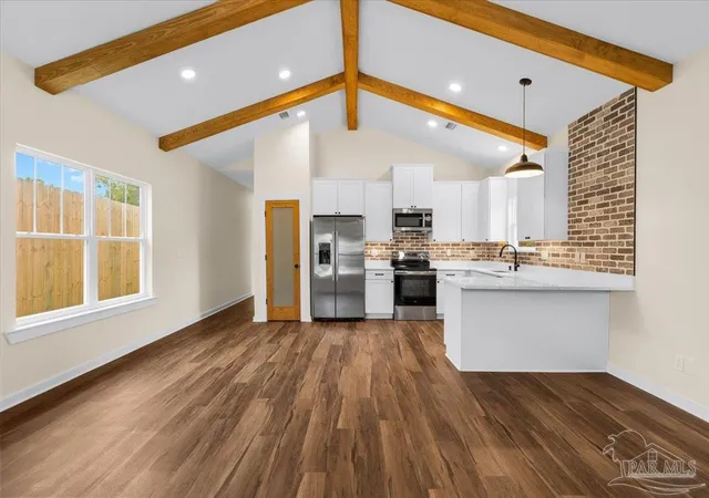 Photo 4 of Single family home for sale at 1106 N East St, Pensacola, FL 32501 | MLS# 688690 | Listing updated on 2026-10-02