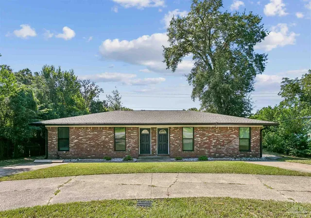 Photo 1 of Multi family home for sale at 3117 W La Rua St #A & B, Pensacola, FL 32505 | MLS# 689418 | Listing updated on 2026-09-24