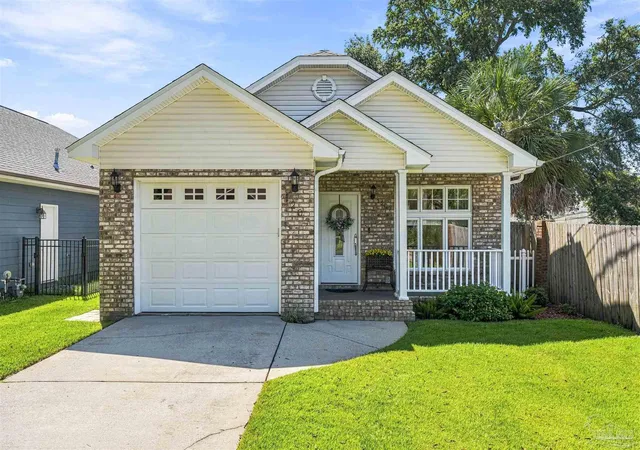 Photo 1 of Single family home for sale at 1207 E Hatton St, Pensacola, FL 32503 | MLS# 690060 | Listing updated on 2026-10-21