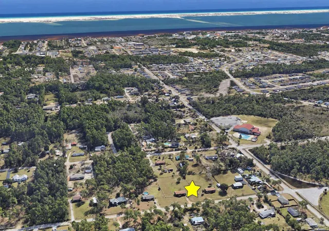 Photo 3 of Single family home for sale at 8939 Eagle Nest Dr, Navarre, FL 32566 | MLS# 689527 | Listing updated on 2026-10-06