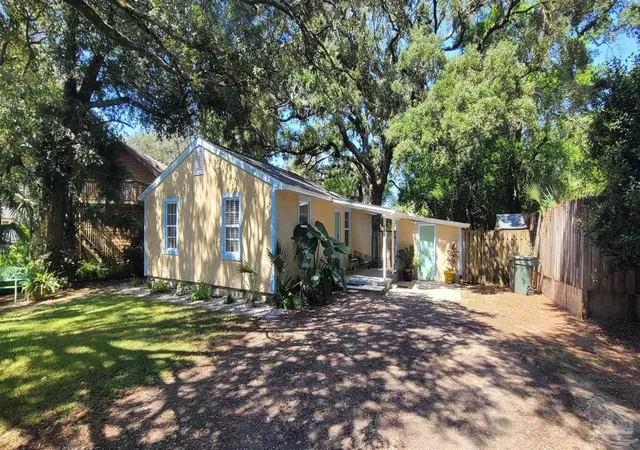 Photo 1 of Single family home for sale at 402 Alba Plena St, Pensacola, FL 32507 | MLS# 689277 | Listing updated on 2026-09-21