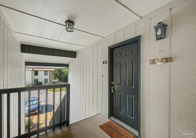 Photo 1 of Condo for sale at 2299 Scenic Hwy #K5, Pensacola, FL 32503 | MLS# 688401 | Listing updated on 2026-09-09