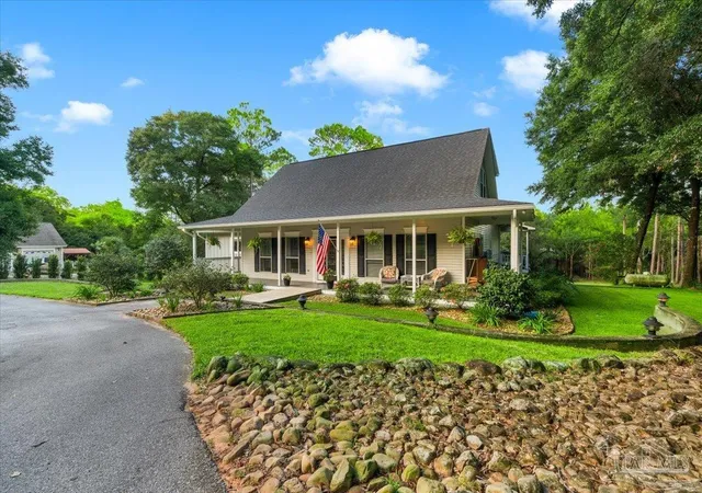 Photo 3 of Single family home for sale at 4951 Winding Way, Milton, FL 32570 | MLS# 688645 | Listing updated on 2026-09-10