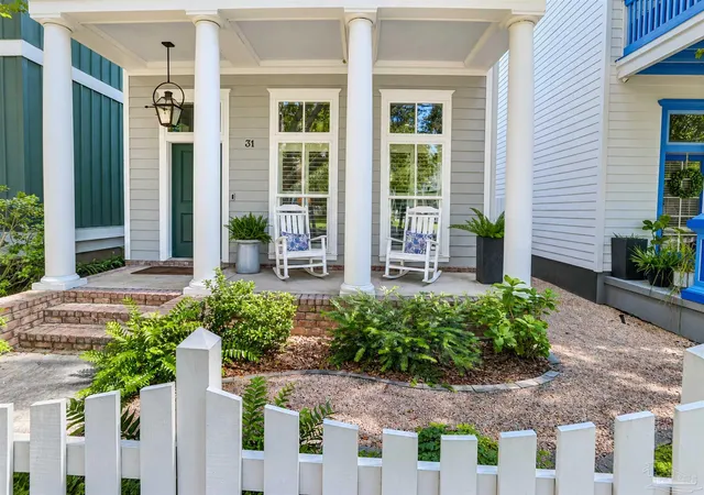 Photo 2 of Single family home for sale at 31 E Gathering Green, Pensacola, FL 32502 | MLS# 689702 | Listing updated on 2026-09-30