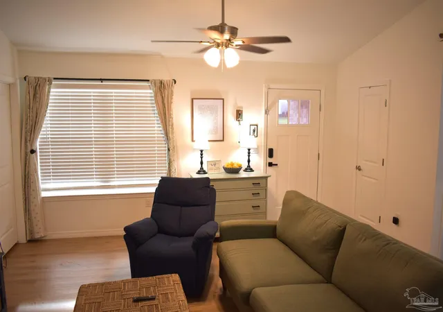Photo 2 of Single family home for sale at 2708 N H St, Pensacola, FL 32501 | MLS# 688850 | Listing updated on 2026-09-11