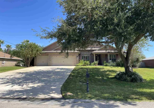 Single family home for sale at 1938 Cardinal Ln, Navarre, FL 32566 | MLS# 689949