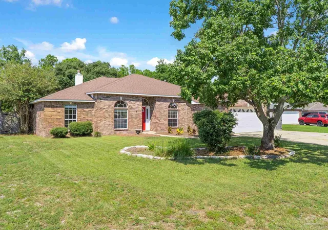 Photo 2 of Single family home for sale at 16 Marconi Way, Pensacola, FL 32507 | MLS# 689525 | Listing updated on 2026-09-25