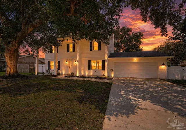 Photo 2 of Single family home for sale at 5715 Hilltop Dr, Pensacola, FL 32504 | MLS# 689213 | Listing updated on 2026-10-01