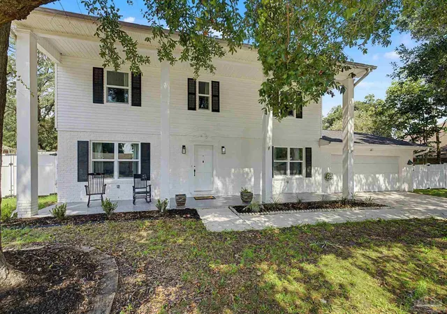 Photo 3 of Single family home for sale at 5715 Hilltop Dr, Pensacola, FL 32504 | MLS# 689213 | Listing updated on 2026-10-01