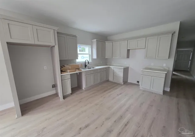 Photo 3 of Single family home for sale at 8605 Walnut Ave, Pensacola, FL 32534 | MLS# 688683 | Listing updated on 2026-09-10