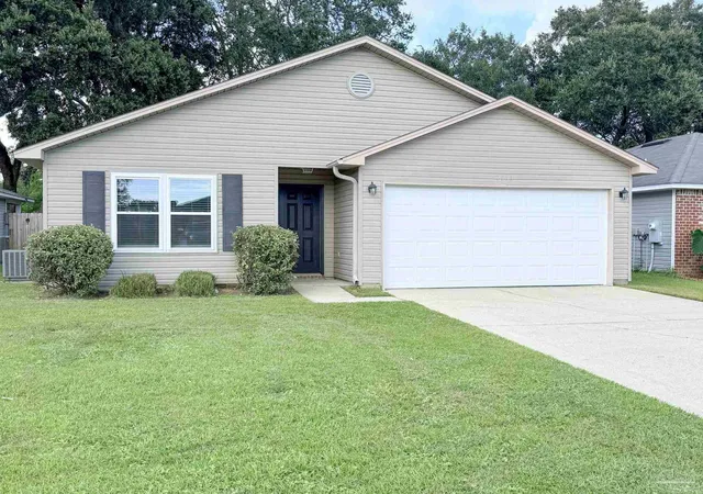 Photo 2 of Single family home for sale at 7933 Nalo Crk Loop, Pensacola, FL 32514 | MLS# 688673 | Listing updated on 2026-09-08