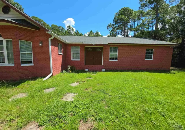 Photo 3 of Single family home for sale at 976 Dolphin Rd, Milton, FL 32583 | MLS# 688670 | Listing updated on 2026-09-08