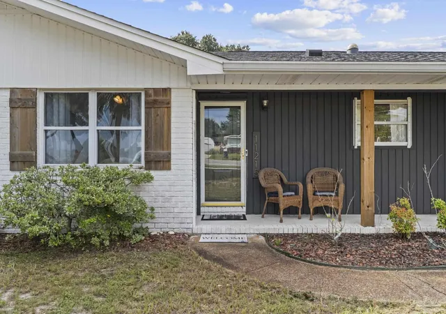 Photo 3 of Single family home for sale at 11215 Gulf Beach Hwy, Pensacola, FL 32507 | MLS# 688715 | Listing updated on 2026-10-22