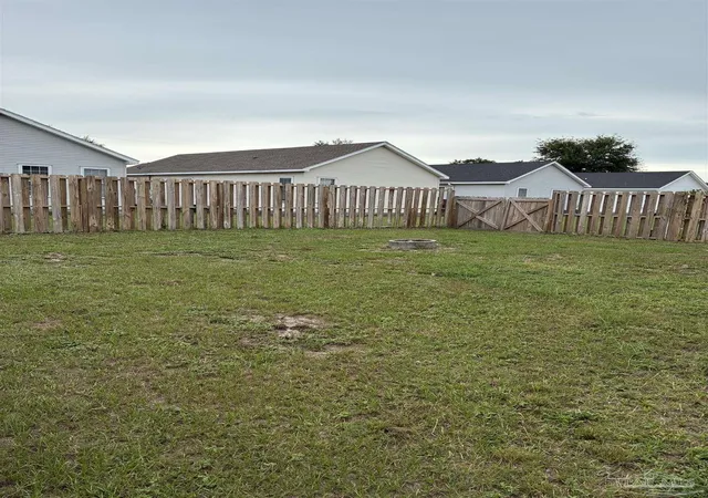 Photo 2 of Single family home for sale at 5321 Yellow Blf Rd, Pensacola, FL 32507 | MLS# 688731 | Listing updated on 2026-09-12
