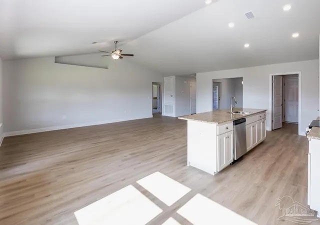 Photo 3 of Single family home for sale at 7678 Pine Bark St, Milton, FL 32583 | MLS# 688643 | Listing updated on 2026-09-15