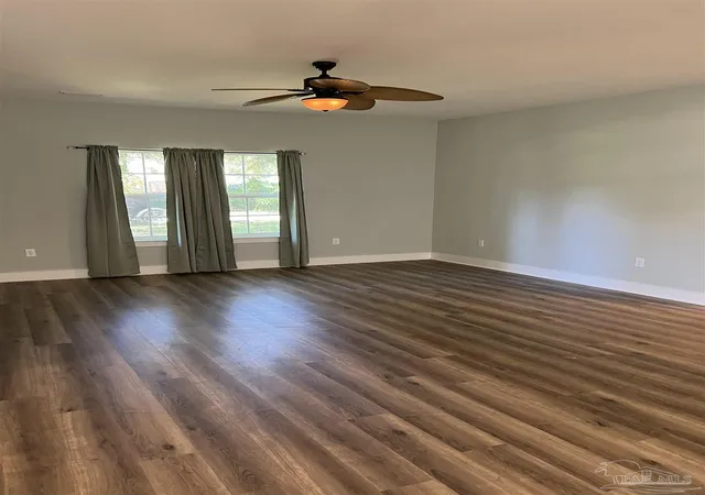 Photo 3 of Single family home for sale at 4582 Resmondo Ln, Pensacola, FL 32526 | MLS# 689615 | Listing updated on 2026-09-28