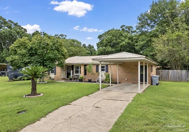 Photo 1 of Single family home for sale at 4188 Marcus Ct, Milton, FL 32571 | MLS# 688888 | Listing updated on 2026-09-17