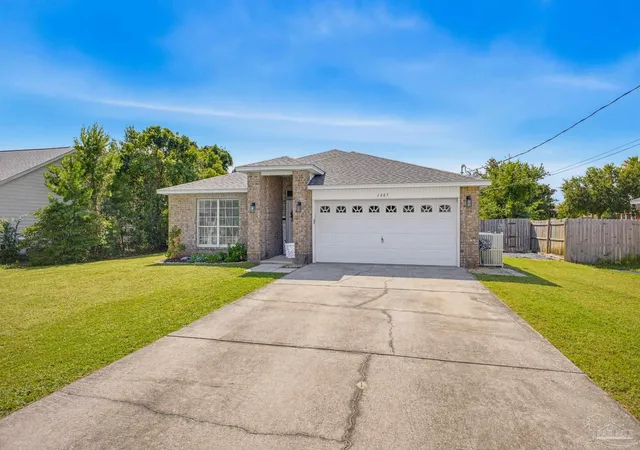 Photo 2 of Single family home for sale at 1465 Joseph Cir, Gulf Breeze, FL 32563 | MLS# 688525 | Listing updated on 2026-09-13