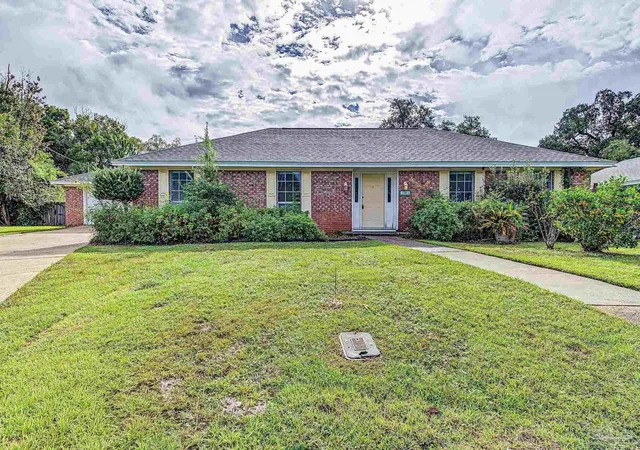 Single family home for sale at 1085 Farmington, Pensacola, FL 32504 | MLS# 690018