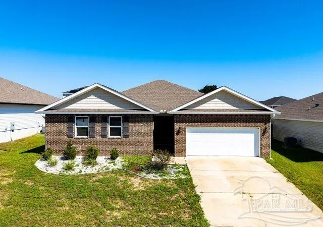 Photo 1 of Single family home for sale at 5560 Guinevere Ln, Milton, FL 32583 | MLS# 689946 | Listing updated on 2026-10-06