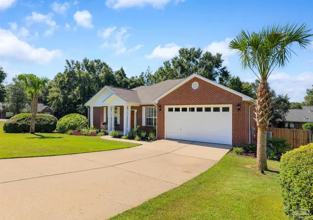Photo 3 of Single family home for sale at 601 W Lynn Brk, Crestview, FL 32539 | MLS# 688844 | Listing updated on 2026-09-11
