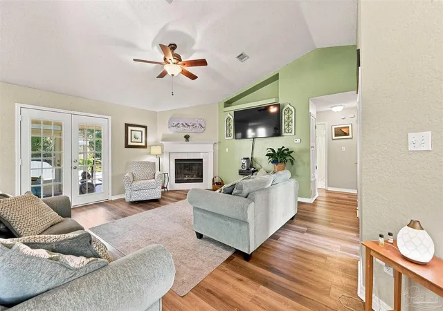 Photo 3 of Sale Pending at 5620 Whispering Woods Dr, Milton, FL 32571 | MLS# 688389 | Listing updated on 2026-09-28