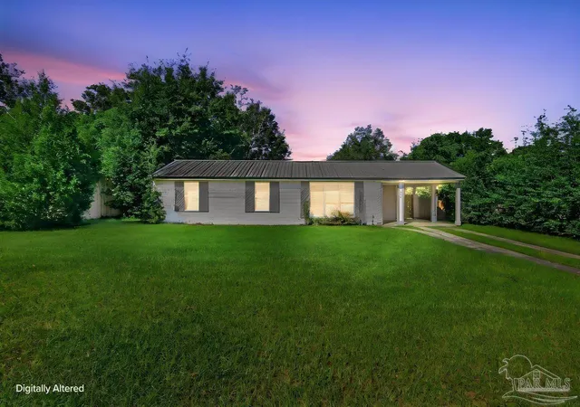 Photo 1 of Single family home for sale at 208 Topaz Ave, Pensacola, FL 32505 | MLS# 689813 | Listing updated on 2026-10-19