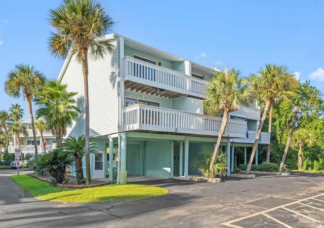 Photo 2 of Townhouse for sale at 8522 Gulf Blvd #3, Navarre, FL 32566 | MLS# 688878 | Listing updated on 2026-09-11
