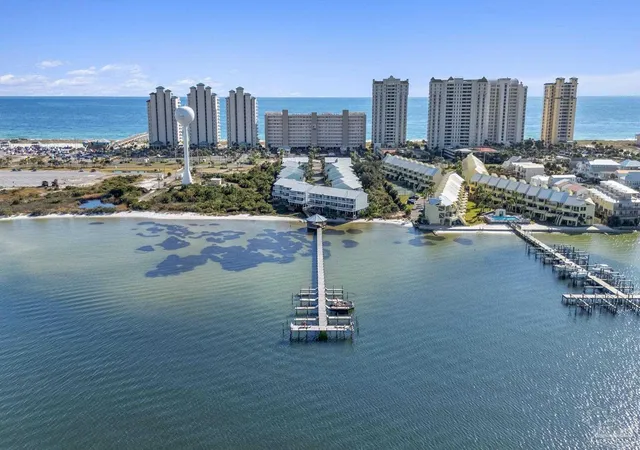 Photo 3 of Townhouse for sale at 8522 Gulf Blvd #3, Navarre, FL 32566 | MLS# 688878 | Listing updated on 2026-09-11