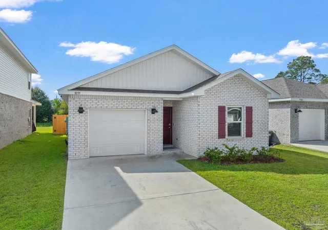Photo 1 of Single family home for sale at 9899 Starling Dr, Pensacola, FL 32506 | MLS# 688646 | Listing updated on 2026-09-07