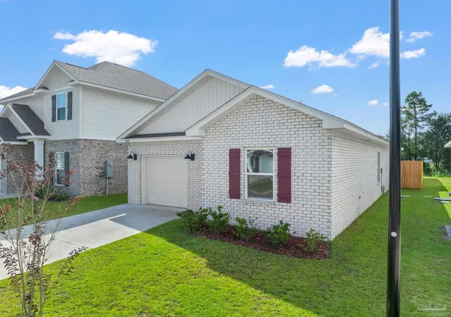 Photo 2 of Single family home for sale at 9899 Starling Dr, Pensacola, FL 32506 | MLS# 688646 | Listing updated on 2026-09-07