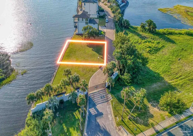Land for sale at 4 Wharf Ave, Pensacola, FL 32502 | MLS# 689383