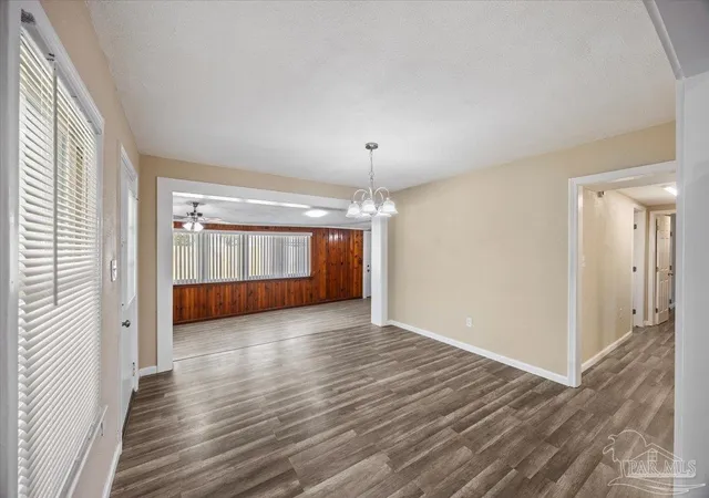 Photo 3 of Single family home for sale at 5503 W Jackson St, Pensacola, FL 32506 | MLS# 688823 | Listing updated on 2026-10-01