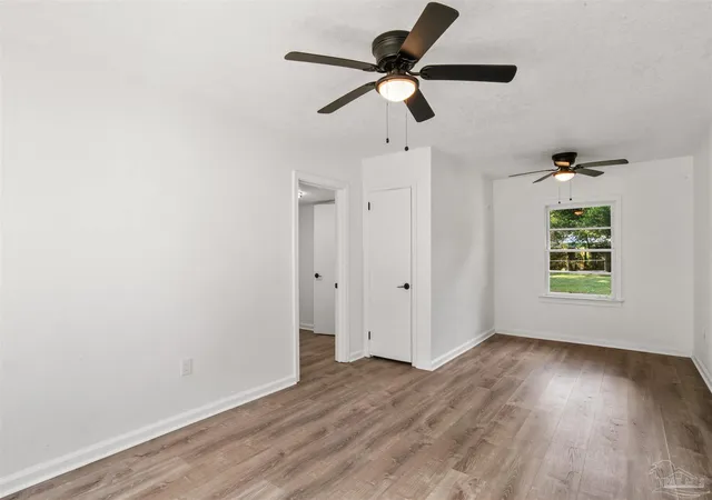 Photo 3 of Single family home for sale at 5502 Essex Rd, Pensacola, FL 32506 | MLS# 689294 | Listing updated on 2026-10-14