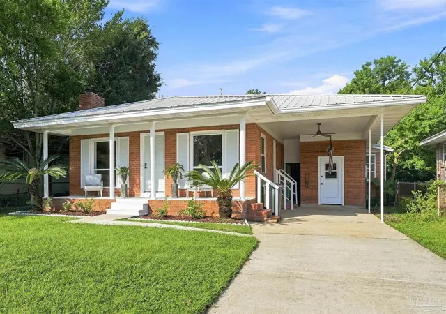 Photo 1 of Single family home for sale at 435 S 1st Street, Pensacola, FL 32507 | MLS# 688668 | Listing updated on 2026-09-15