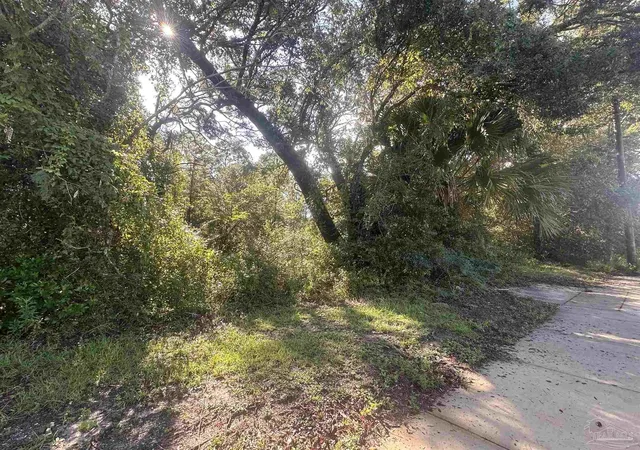 Photo 1 of Sale Pending at 1290 Mills Ave, Pensacola, FL 32507 | MLS# 688916 | Listing updated on 2026-09-21