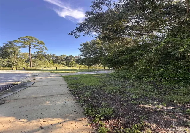 Photo 3 of Sale Pending at 1290 Mills Ave, Pensacola, FL 32507 | MLS# 688916 | Listing updated on 2026-09-21