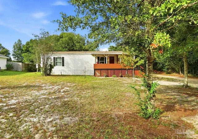 Photo 3 of Manufactured home for sale at 5514 Maverick Ln, Gulf Breeze, FL 32563 | MLS# 689741 | Listing updated on 2026-10-15