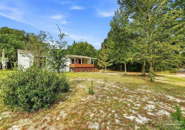 Photo 4 of Manufactured home for sale at 5514 Maverick Ln, Gulf Breeze, FL 32563 | MLS# 689741 | Listing updated on 2026-10-15