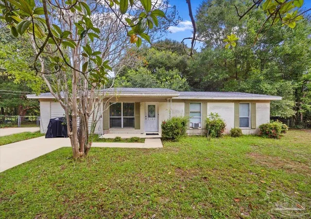 Single family home for sale at 5180 Parkway Dr, Milton, FL 32570 | MLS# 689876
